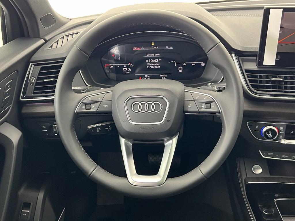 new 2025 Audi Q5 car, priced at $58,361