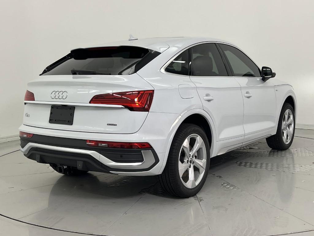 new 2025 Audi Q5 car, priced at $58,361