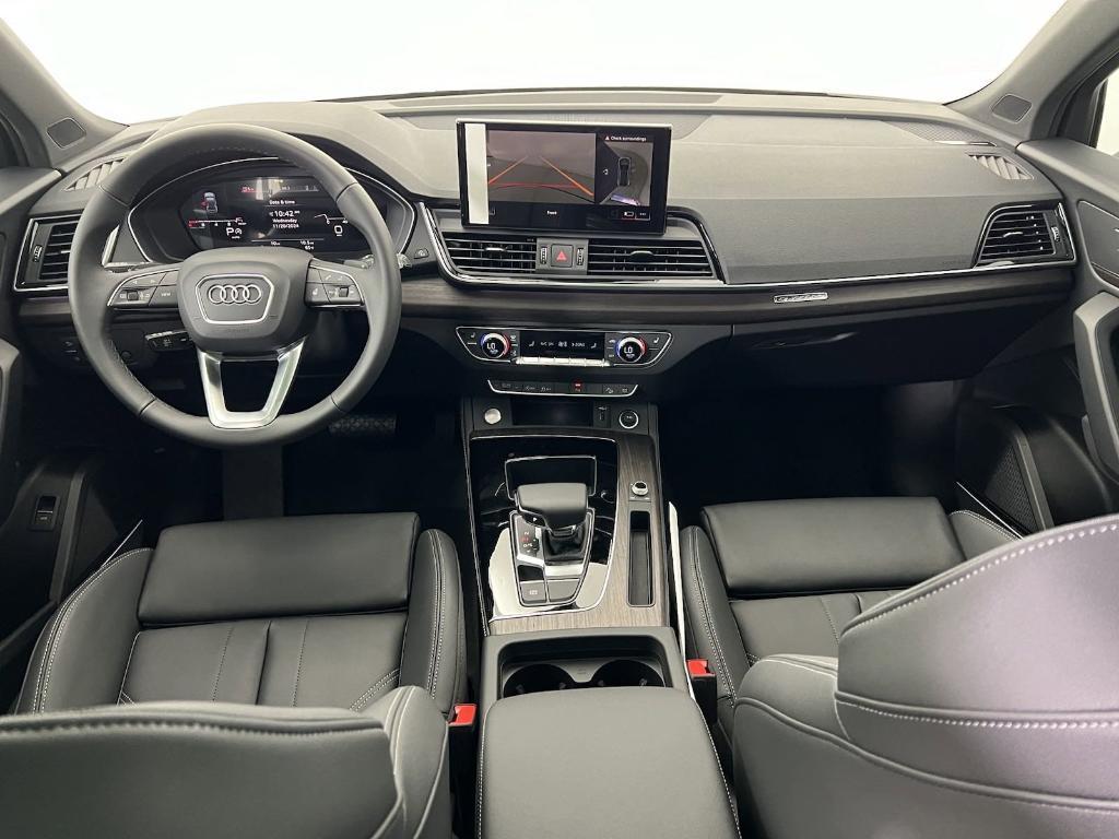 new 2025 Audi Q5 car, priced at $58,361