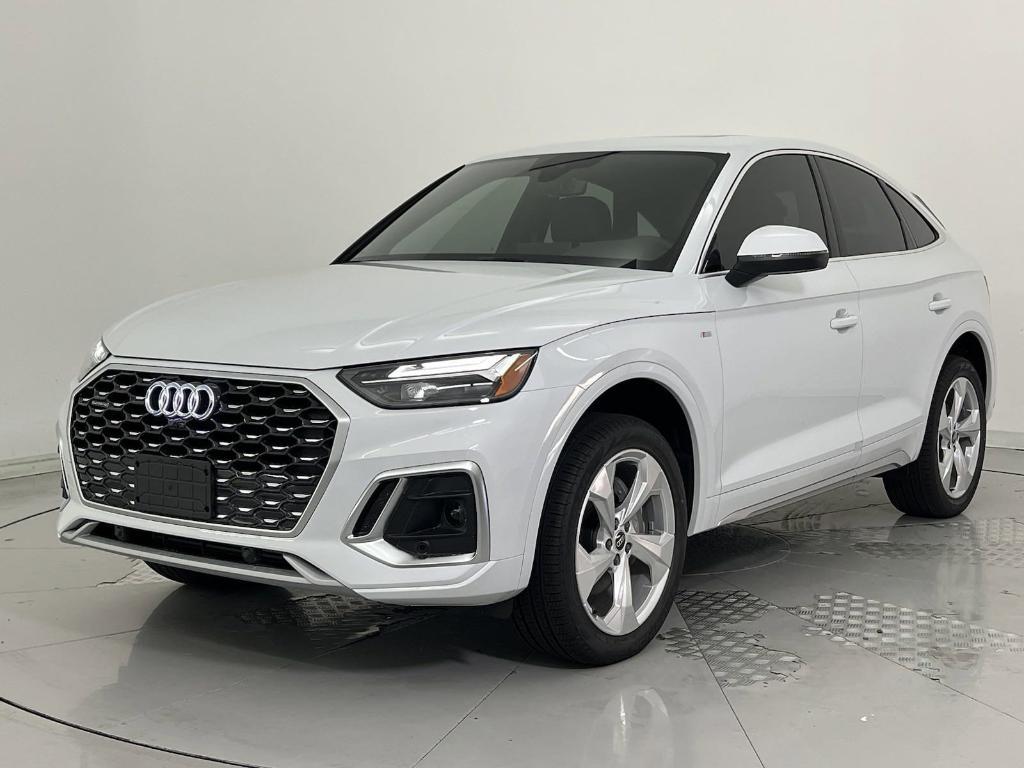 new 2025 Audi Q5 car, priced at $58,361