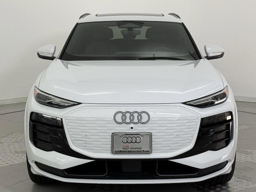 new 2025 Audi Q6 e-tron car, priced at $63,511