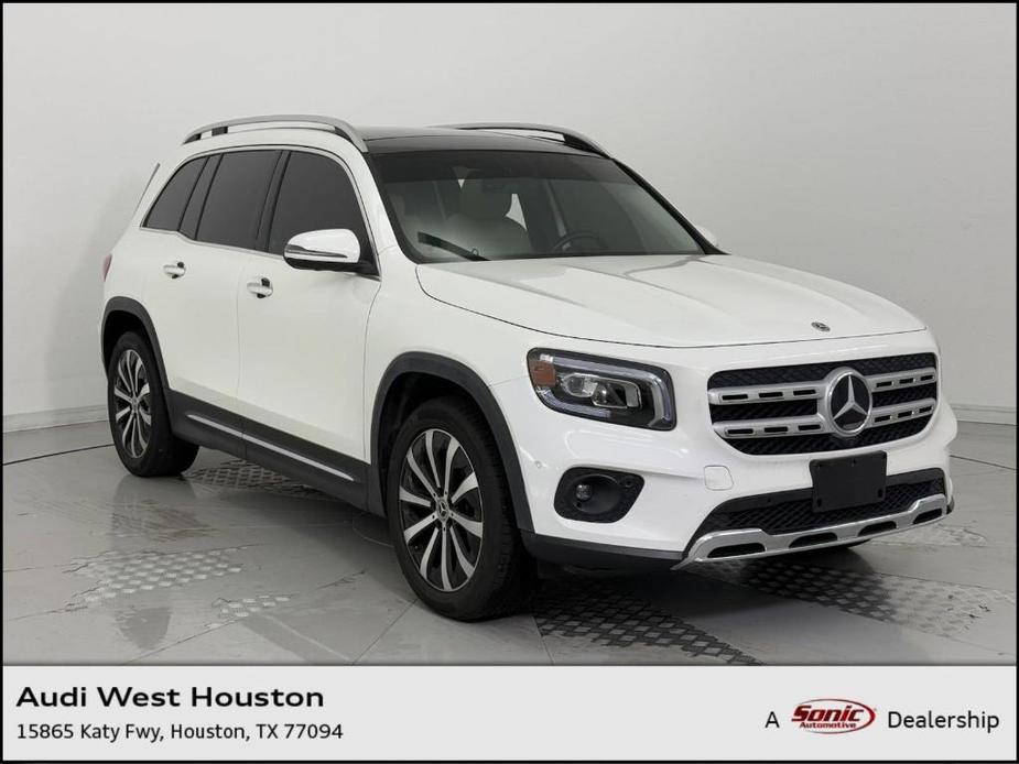 used 2021 Mercedes-Benz GLB 250 car, priced at $26,999