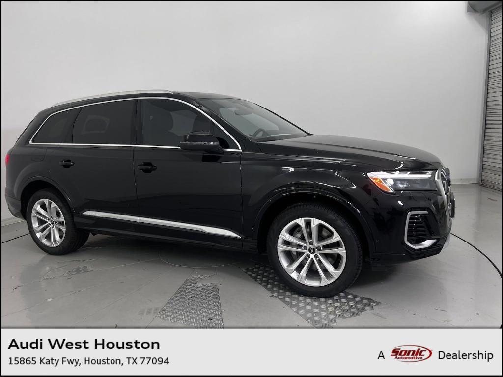 new 2025 Audi Q7 car, priced at $71,802