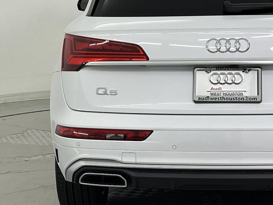 new 2024 Audi Q5 car, priced at $59,201