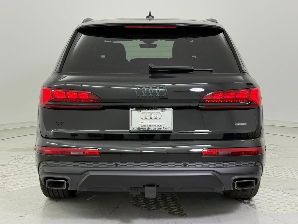 new 2026 Audi Q7 car, priced at $77,851