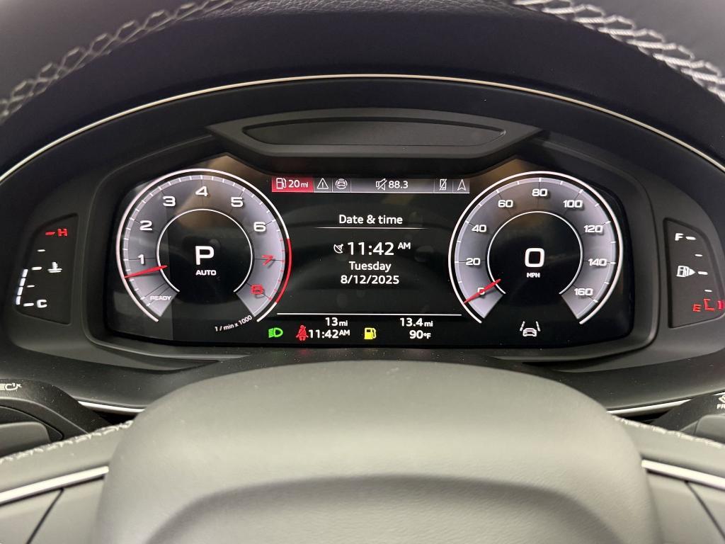 new 2025 Audi Q7 car, priced at $70,831
