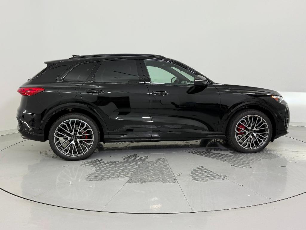 new 2025 Audi SQ5 car, priced at $74,915