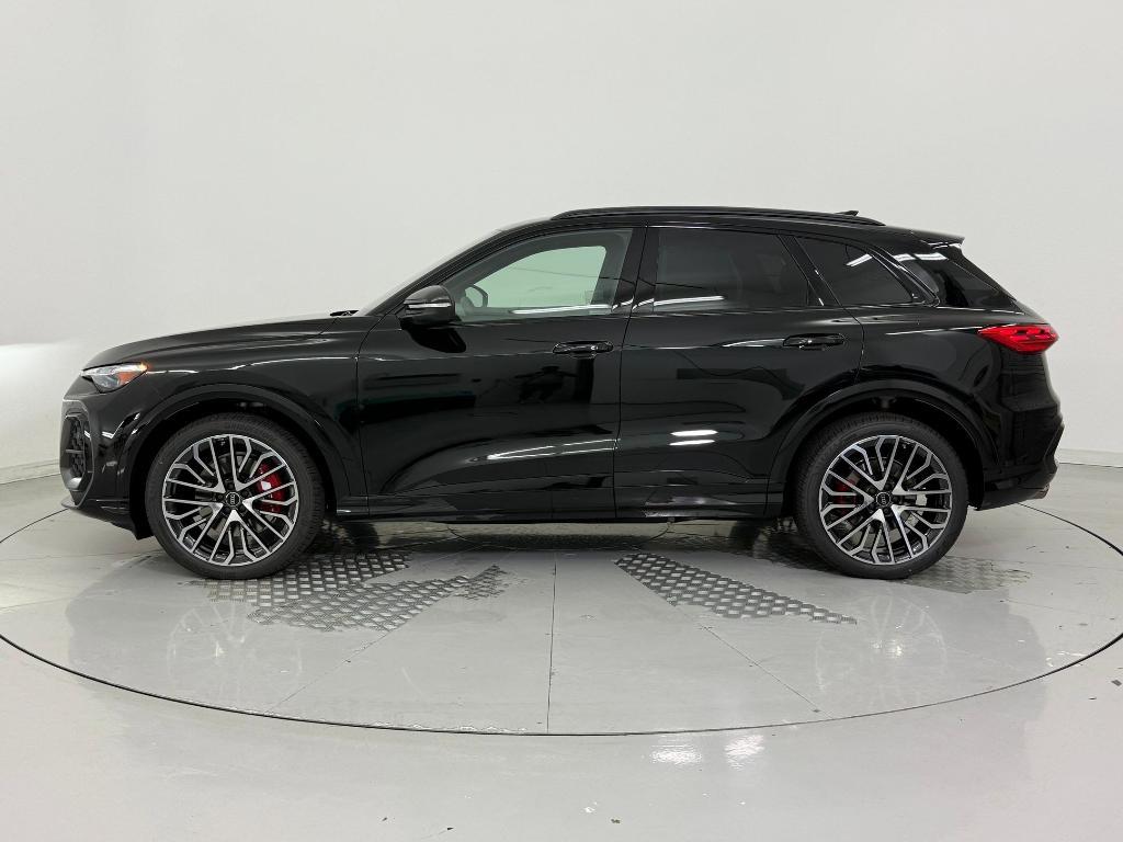 new 2025 Audi SQ5 car, priced at $74,915