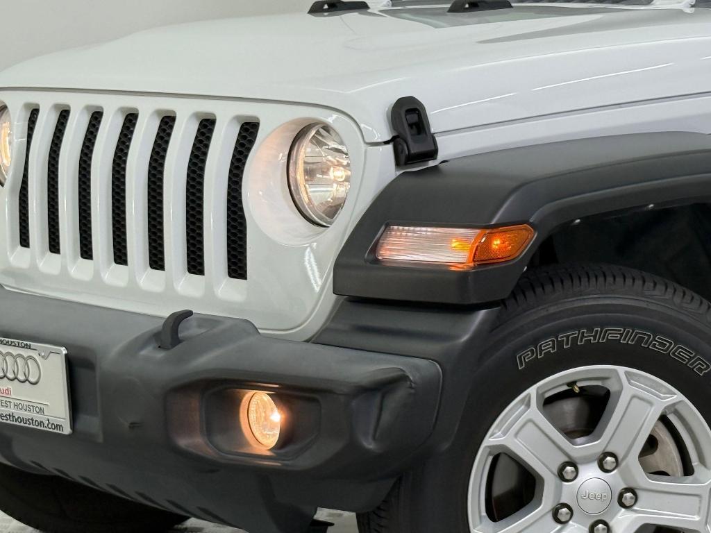 used 2022 Jeep Wrangler Unlimited car, priced at $27,799