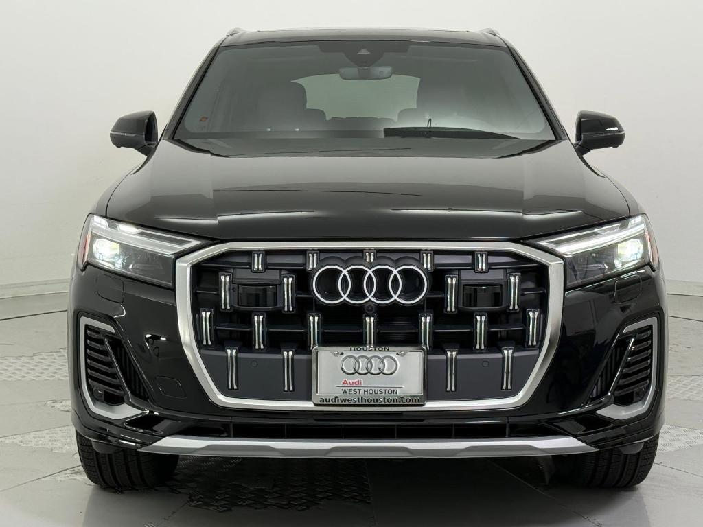 used 2025 Audi Q7 car, priced at $58,999