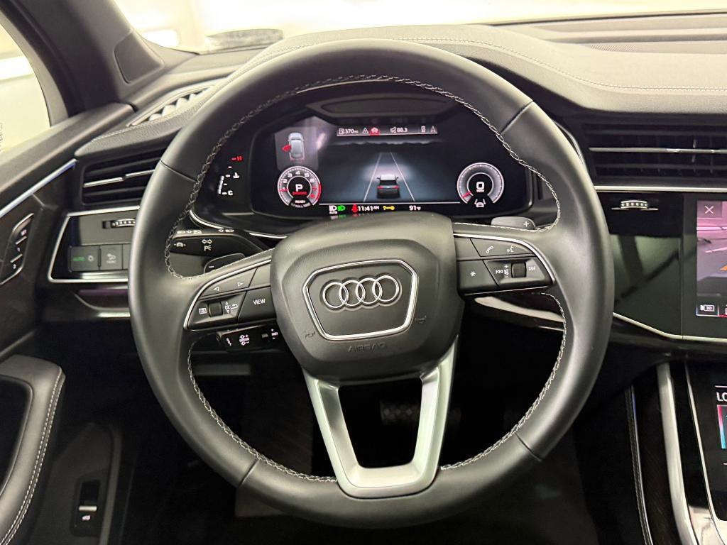 used 2025 Audi Q7 car, priced at $58,999
