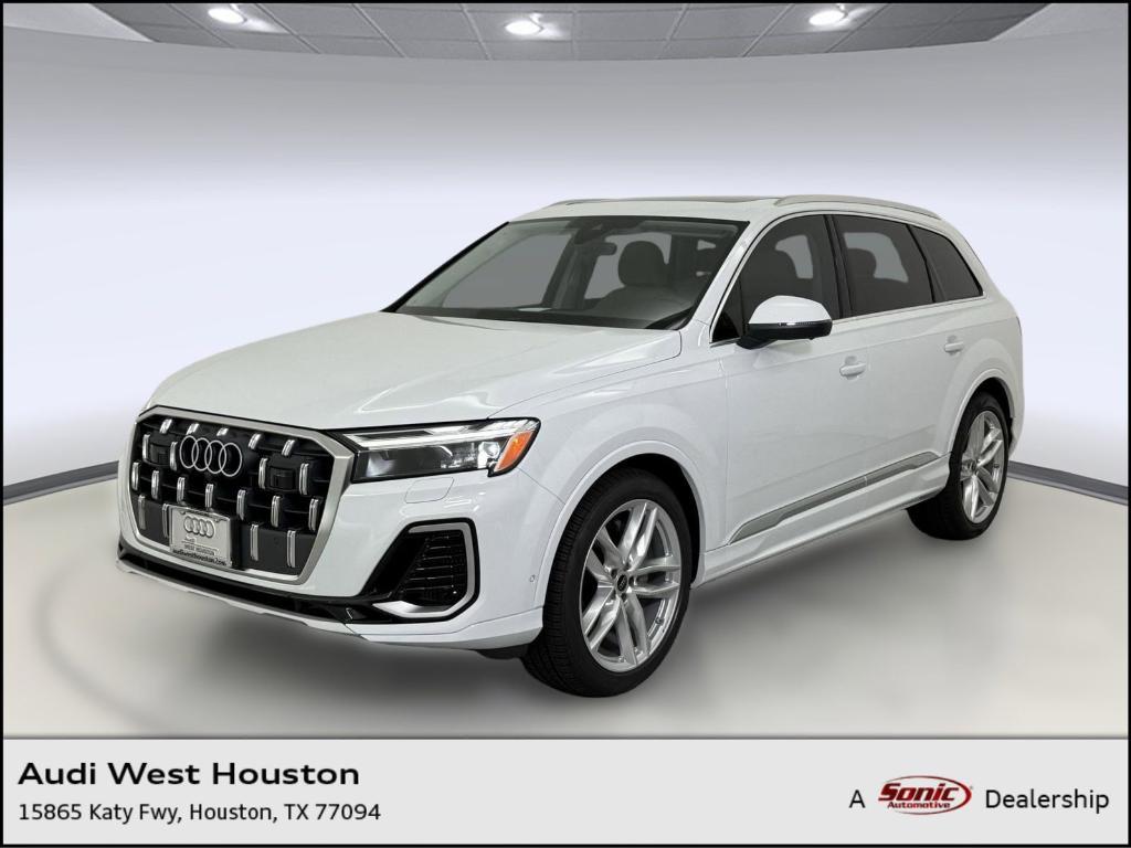 new 2025 Audi Q7 car, priced at $69,592