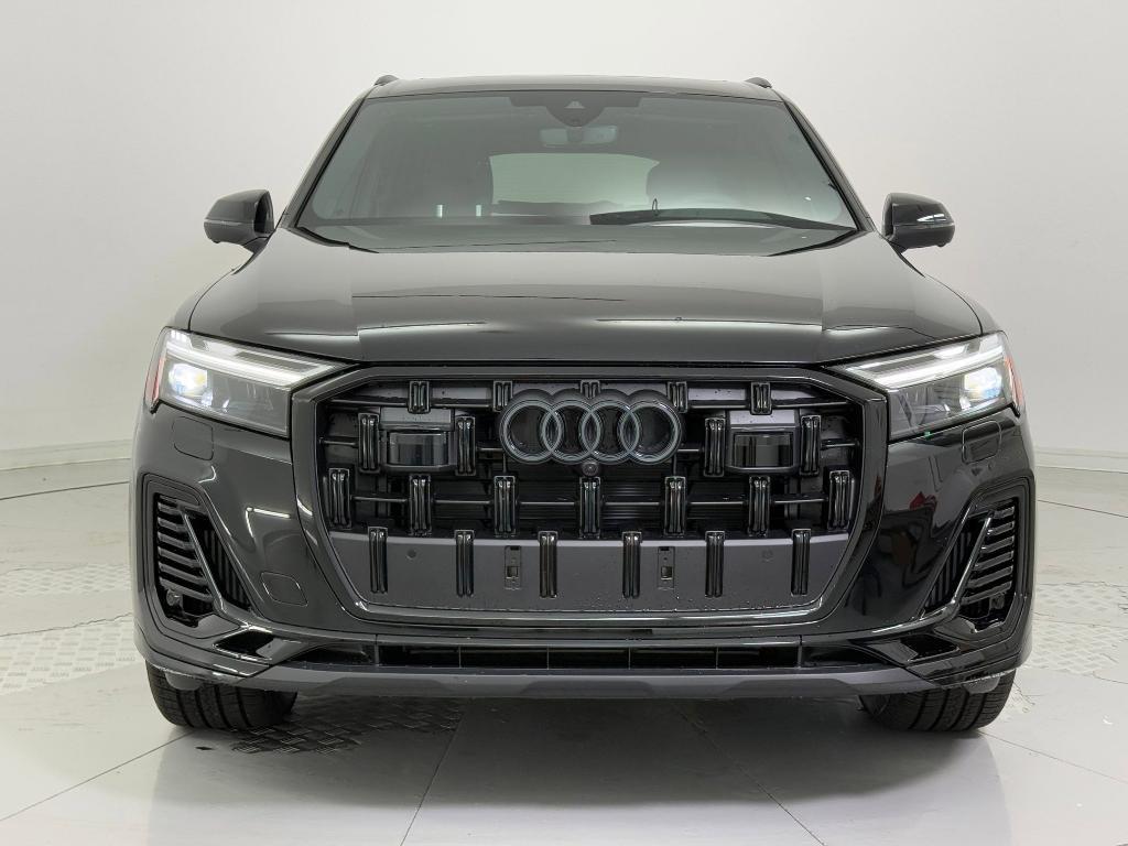 new 2026 Audi Q7 car, priced at $73,591