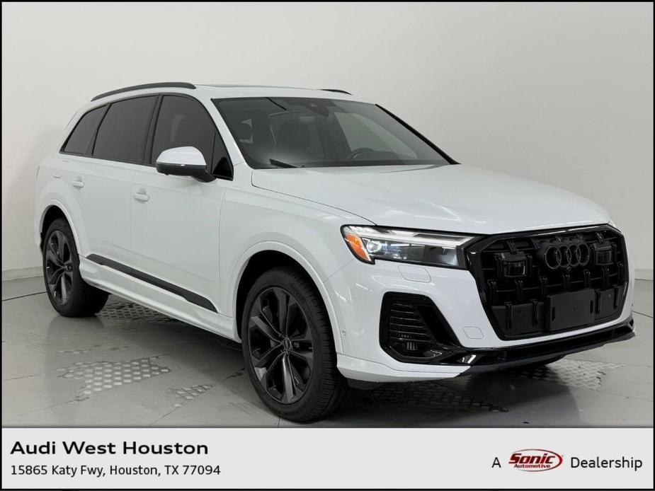 new 2025 Audi Q7 car, priced at $68,501