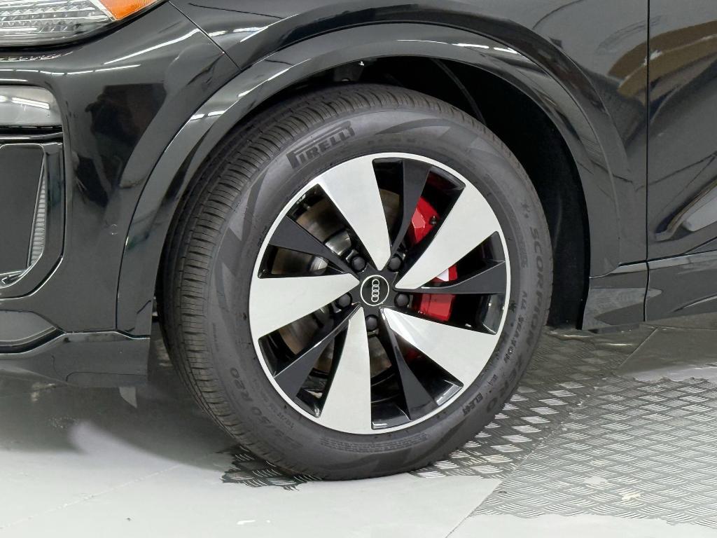 new 2025 Audi SQ6 e-tron car, priced at $77,721