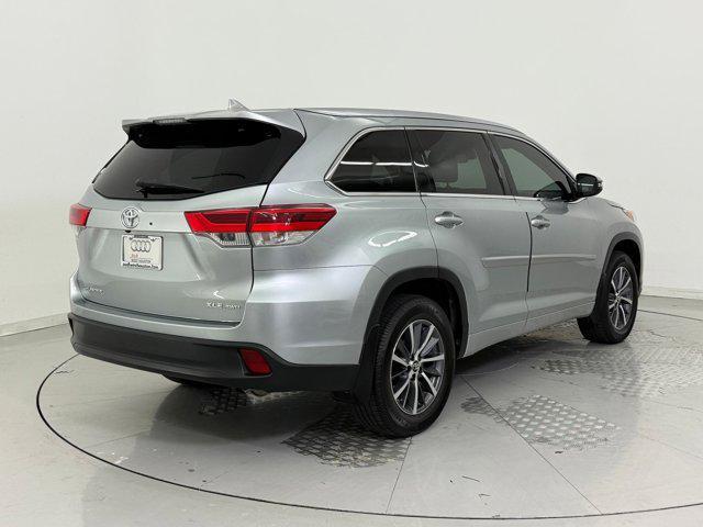used 2018 Toyota Highlander car, priced at $22,997