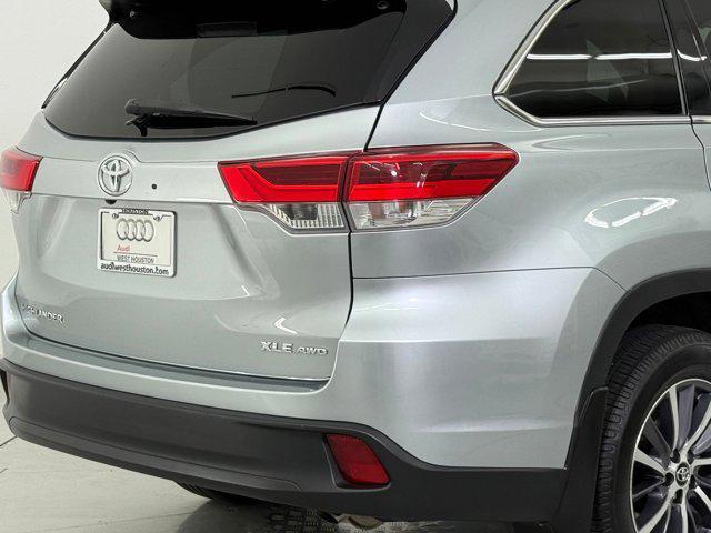 used 2018 Toyota Highlander car, priced at $22,997