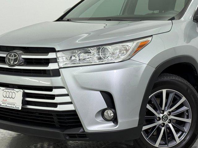 used 2018 Toyota Highlander car, priced at $22,997