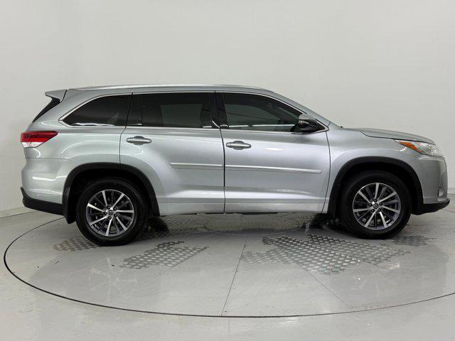 used 2018 Toyota Highlander car, priced at $22,997
