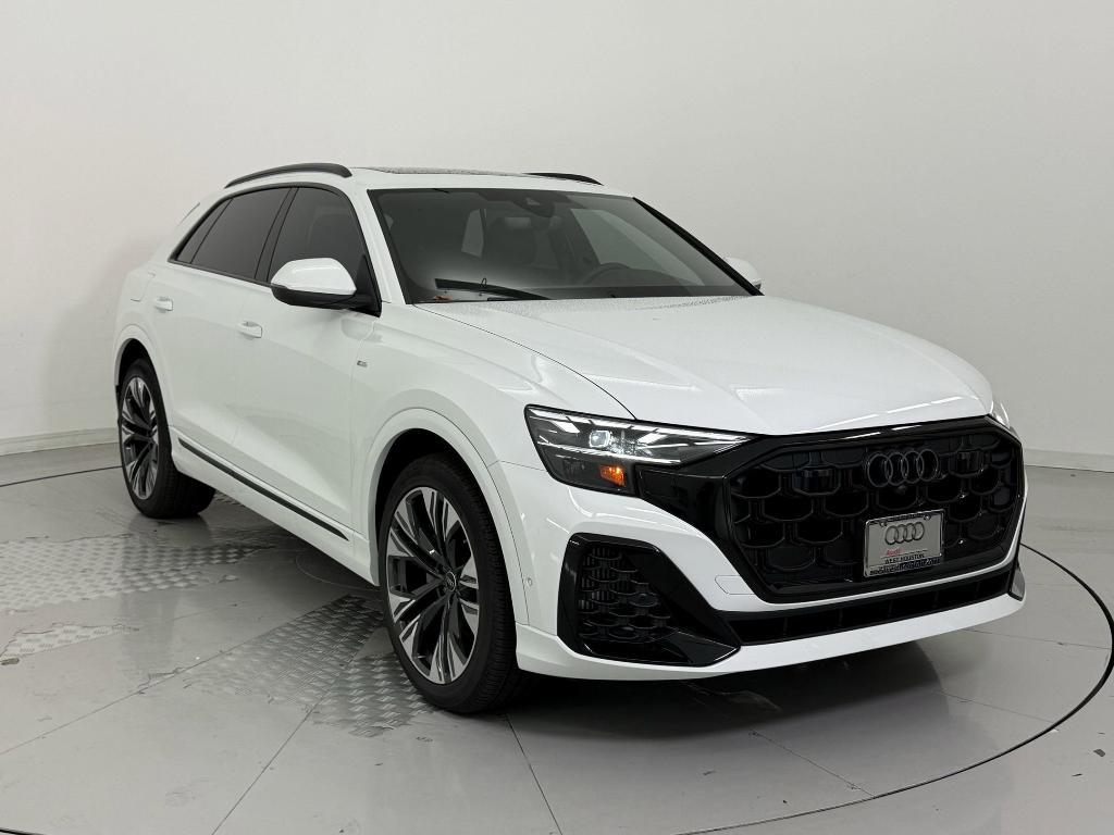 new 2025 Audi Q8 car, priced at $81,101