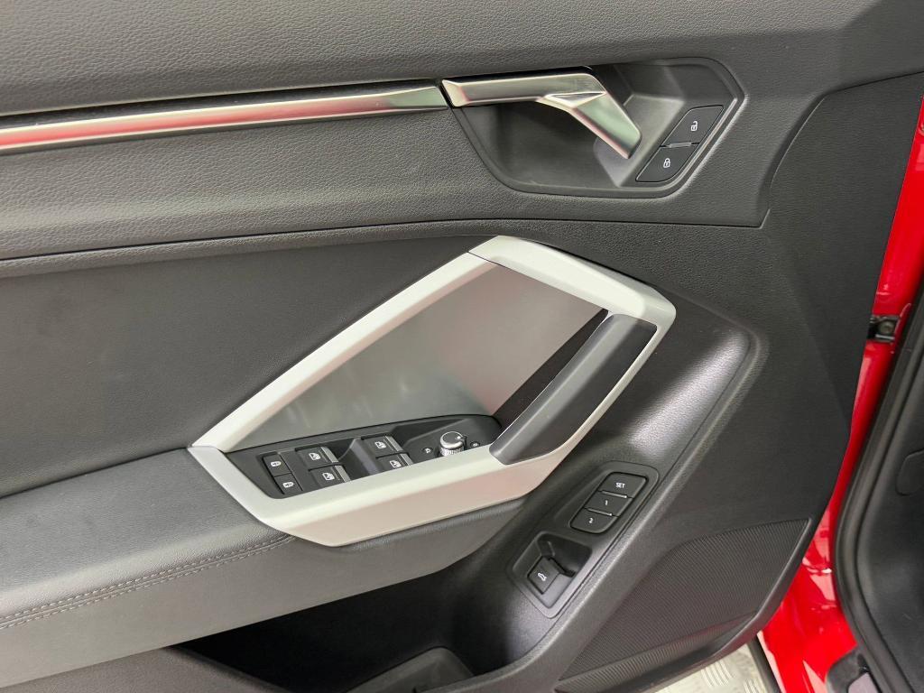 used 2024 Audi Q3 car, priced at $28,999