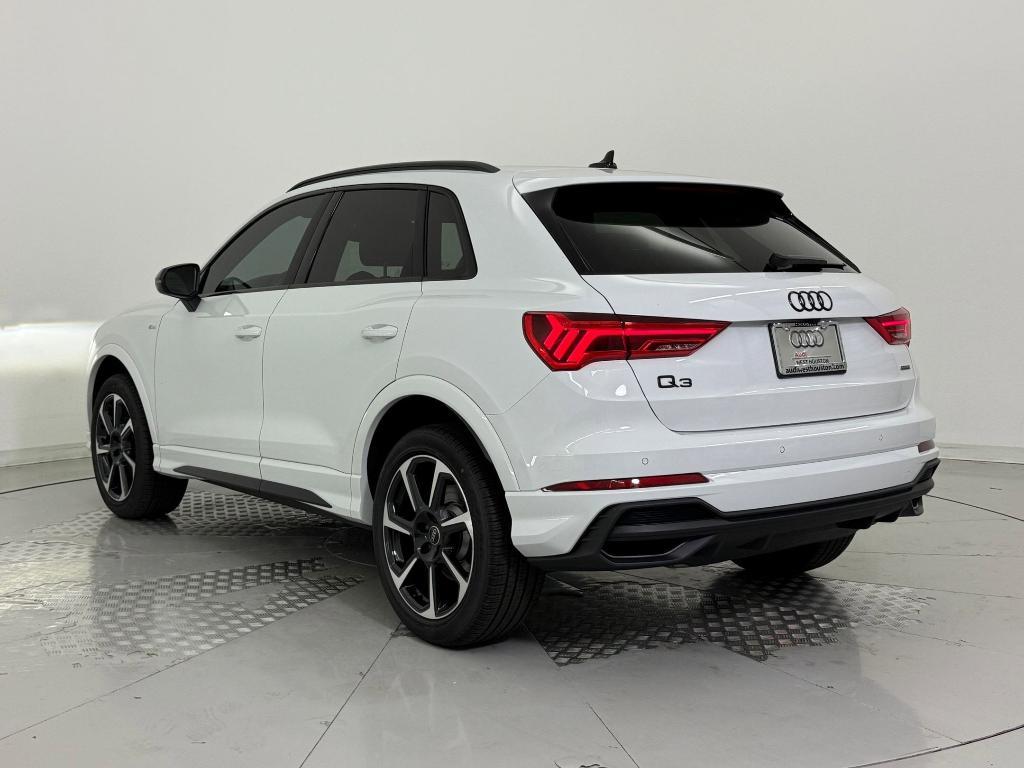 new 2025 Audi Q3 car, priced at $44,871