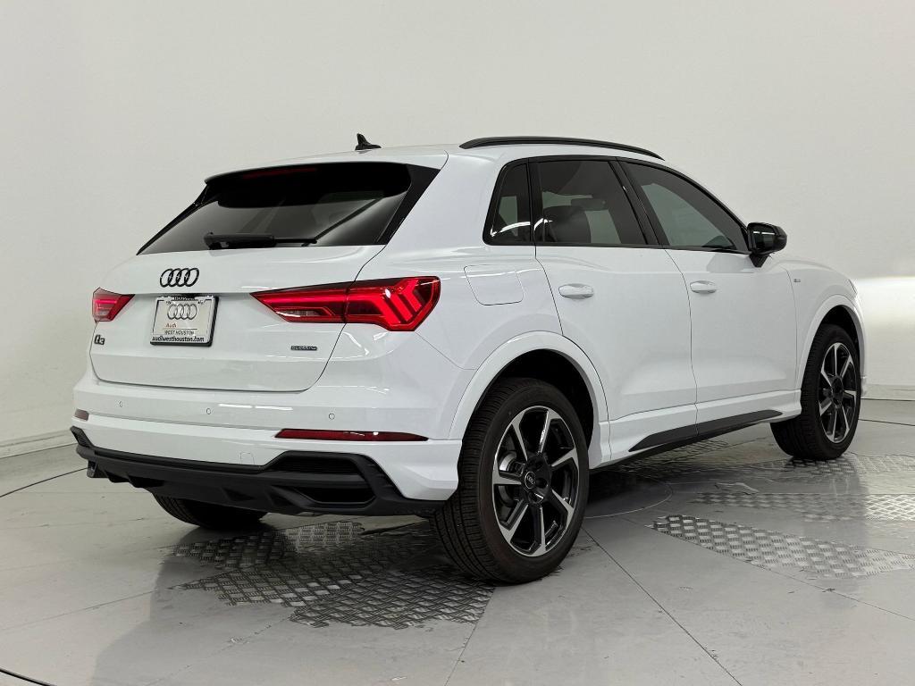new 2025 Audi Q3 car, priced at $44,871