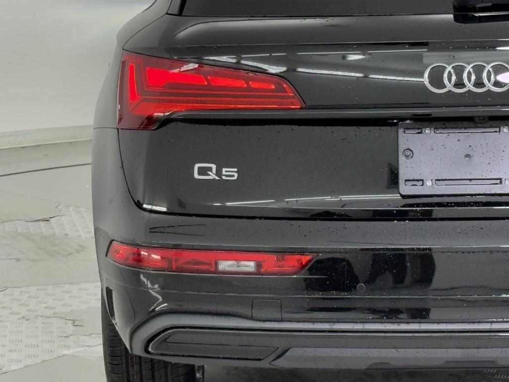 new 2025 Audi Q5 car, priced at $46,181