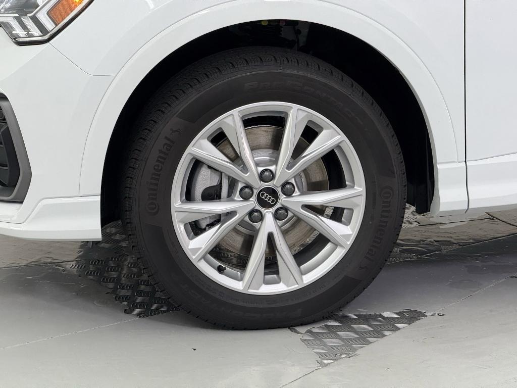 new 2025 Audi Q3 car, priced at $44,841