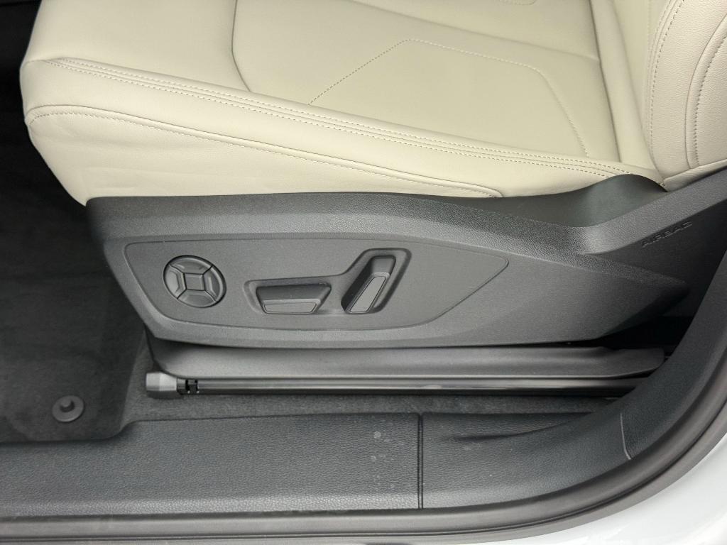 new 2025 Audi Q3 car, priced at $44,841