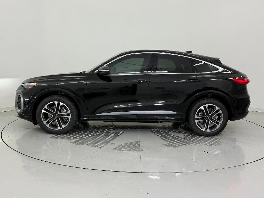 new 2025 Audi Q5 Sportback car, priced at $62,581