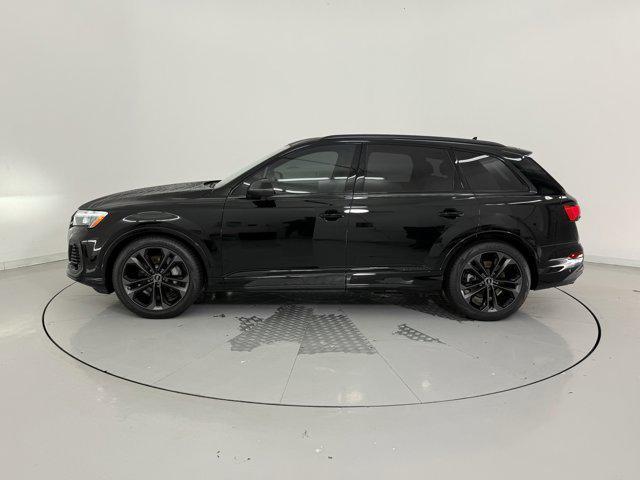new 2025 Audi Q7 car, priced at $70,561