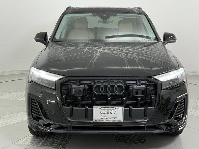 new 2025 Audi Q7 car, priced at $70,561