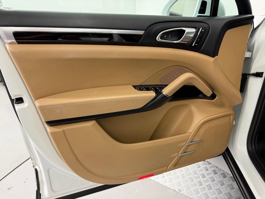 used 2018 Porsche Cayenne car, priced at $23,999