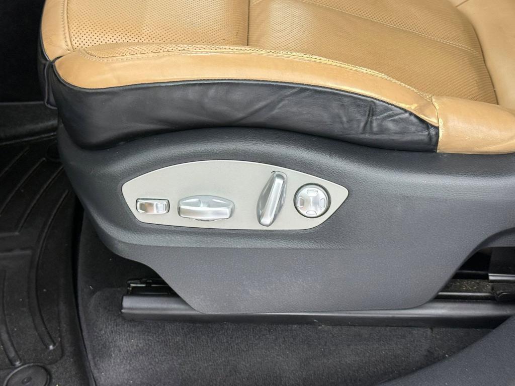 used 2018 Porsche Cayenne car, priced at $23,999