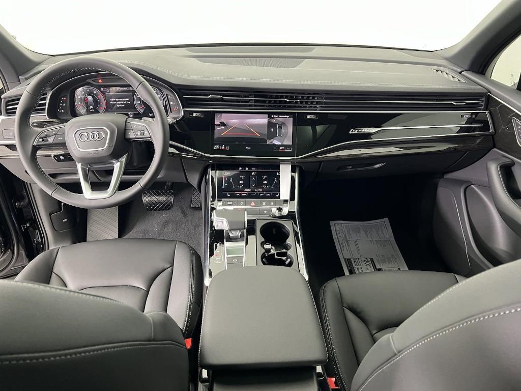 new 2025 Audi Q7 car, priced at $67,211