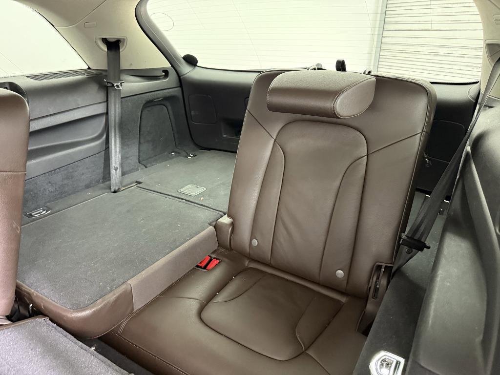 used 2015 Audi Q7 car, priced at $9,999