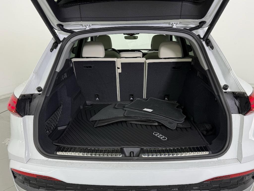 new 2025 Audi Q5 car, priced at $56,041