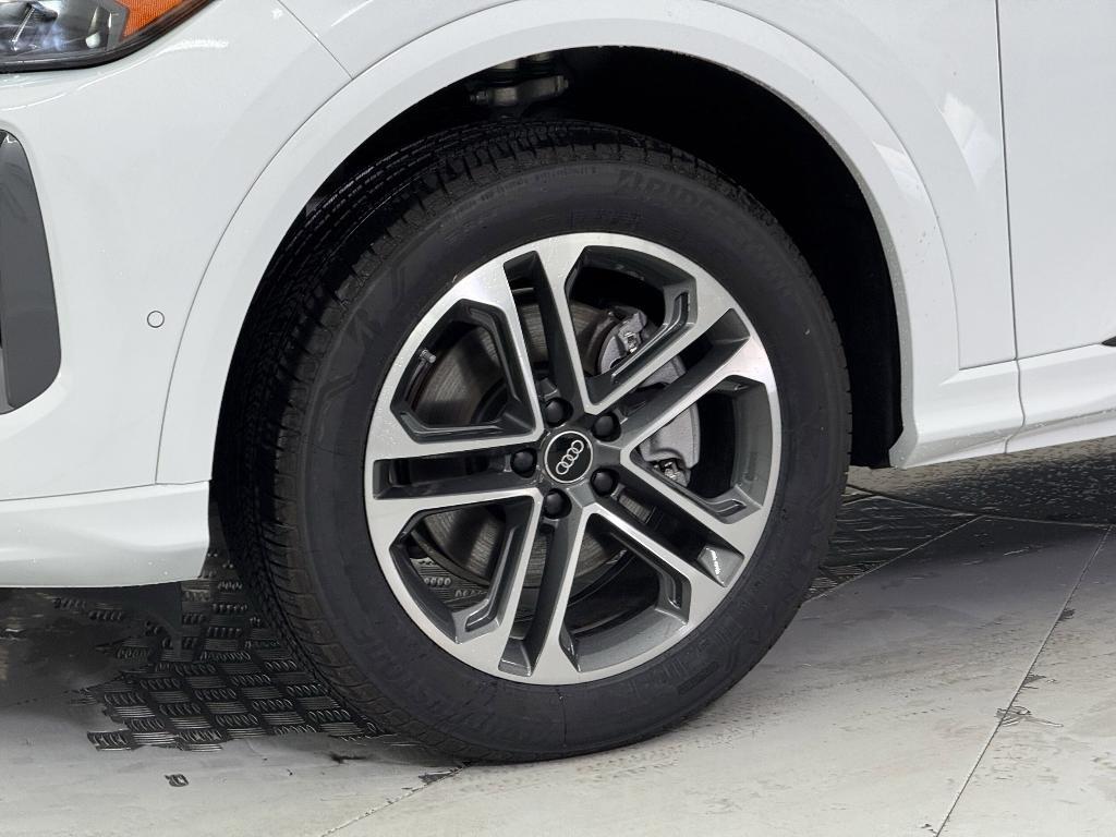 new 2025 Audi Q5 car, priced at $56,041