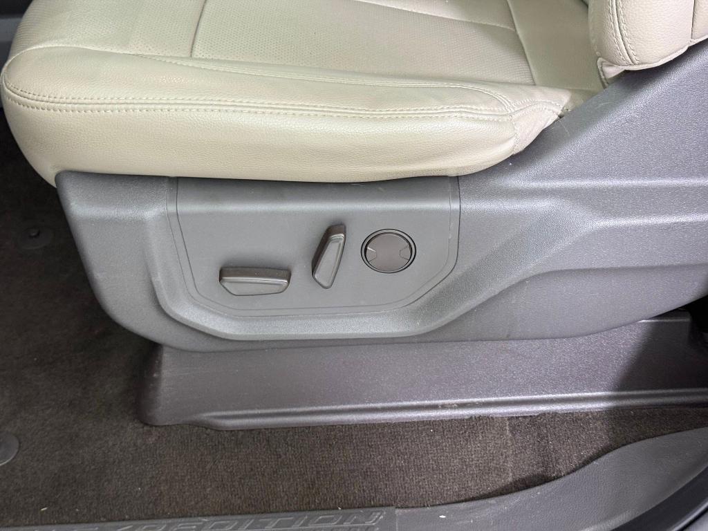 used 2020 Ford Expedition car, priced at $27,999