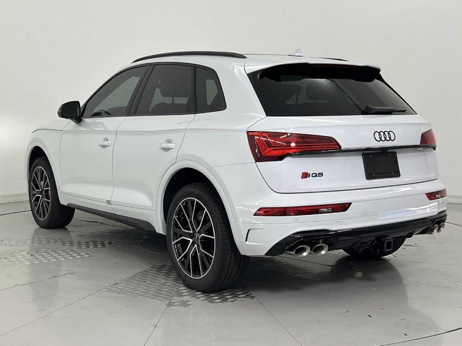 new 2025 Audi SQ5 car, priced at $67,531