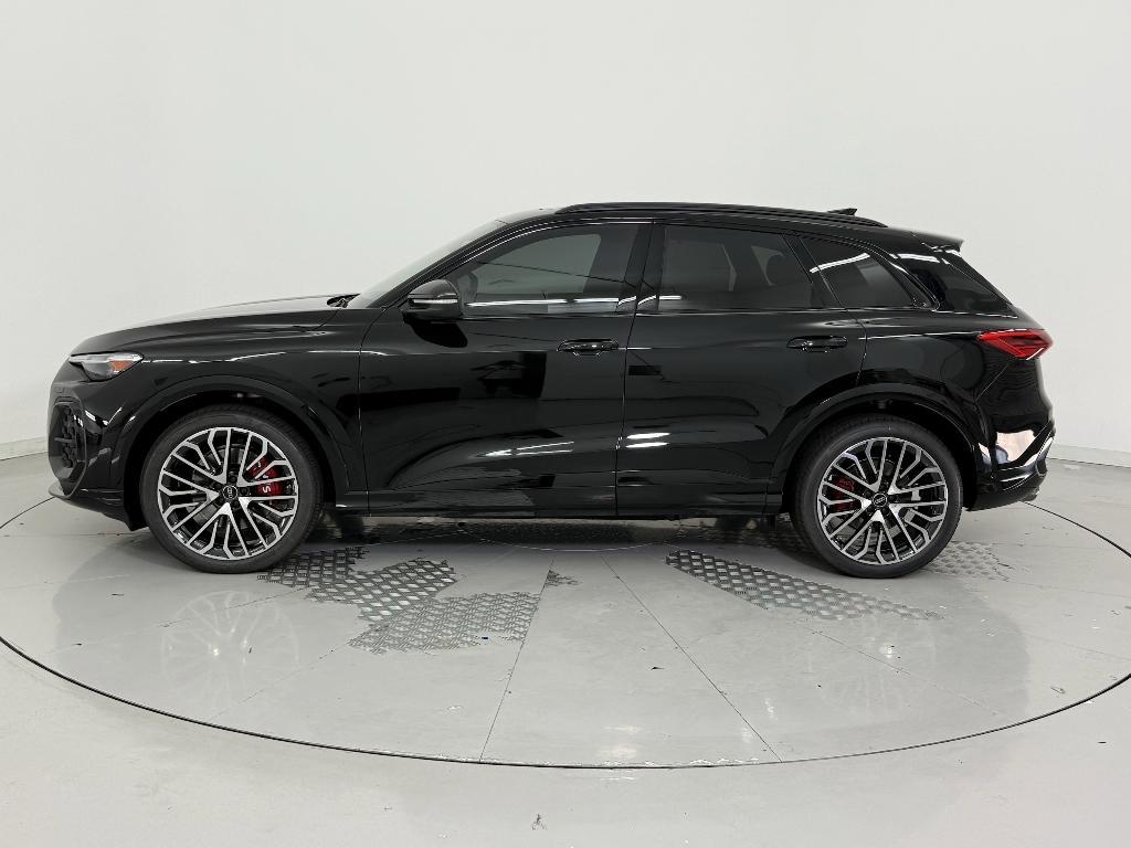 new 2025 Audi SQ5 car, priced at $74,265