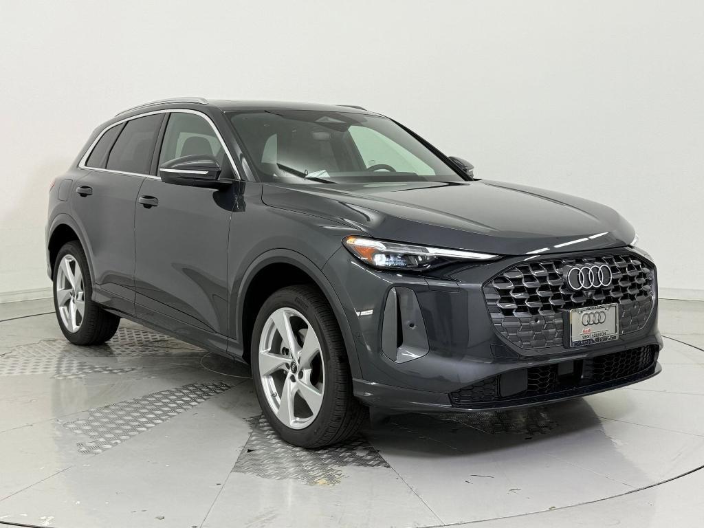 new 2025 Audi Q5 car, priced at $56,991