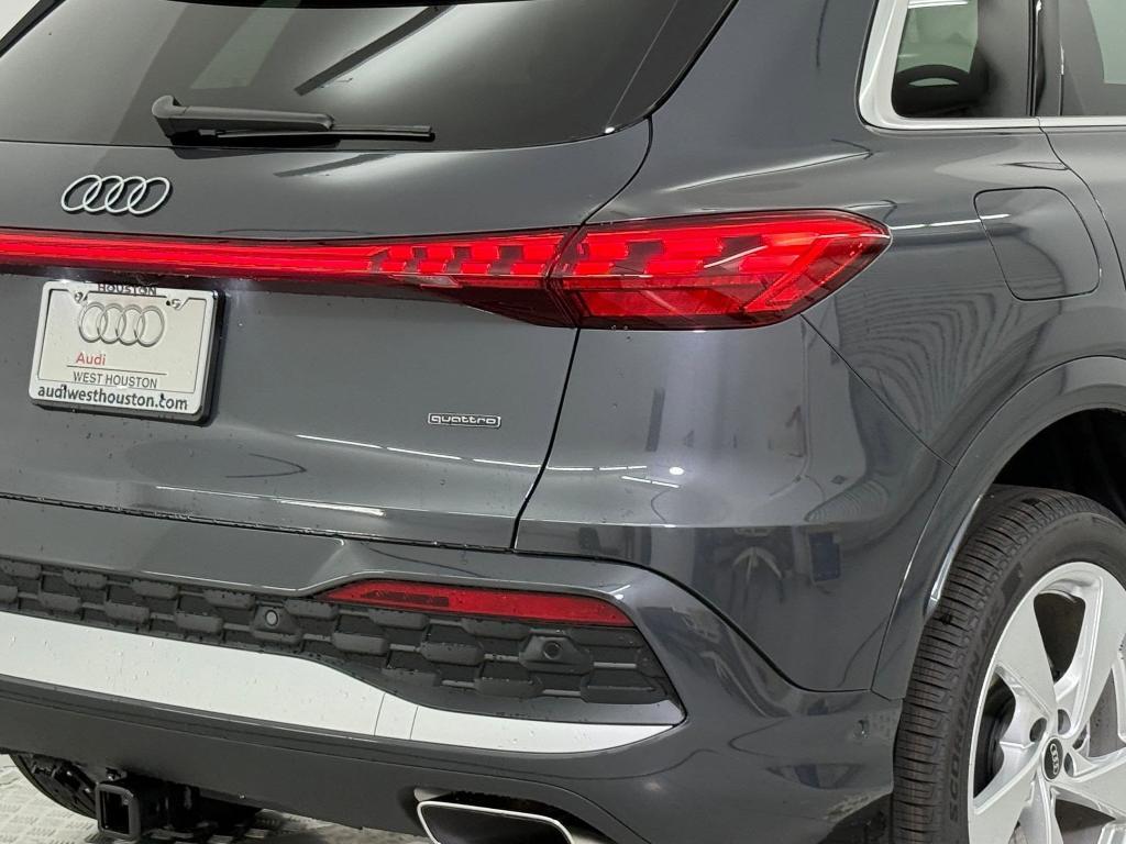new 2025 Audi Q5 car, priced at $56,991