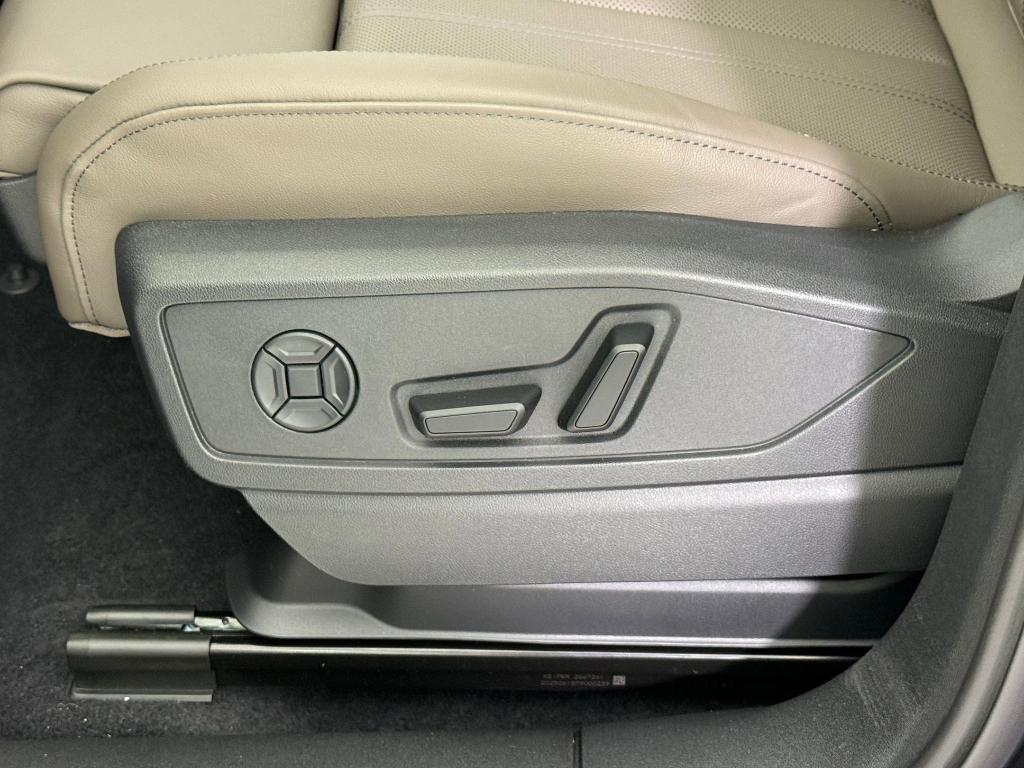 new 2025 Audi Q5 car, priced at $56,991