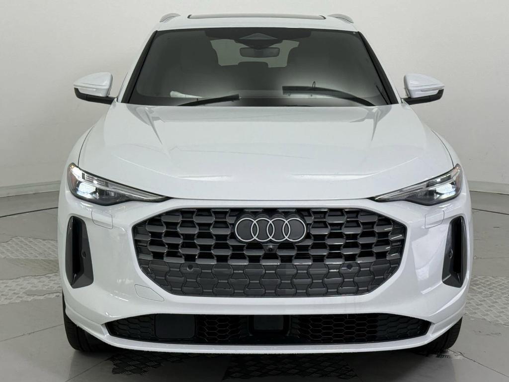 new 2025 Audi Q5 car, priced at $58,532