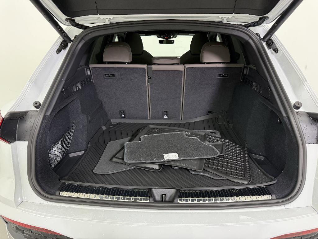 new 2025 Audi Q5 car, priced at $58,531