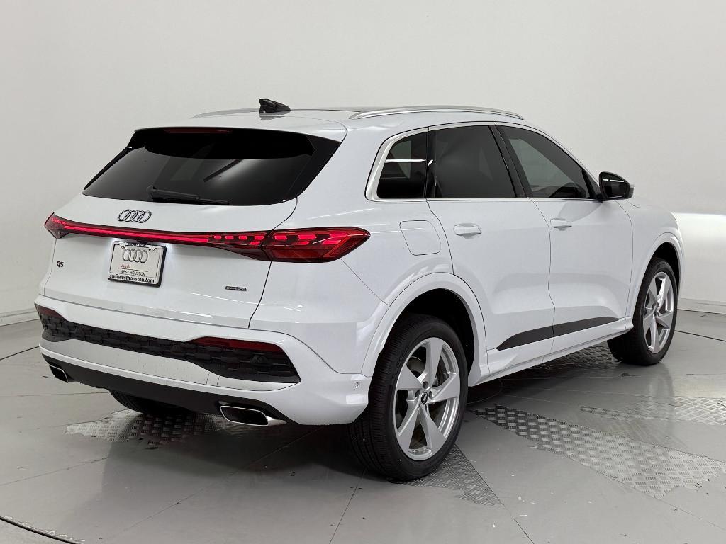 new 2025 Audi Q5 car, priced at $58,531