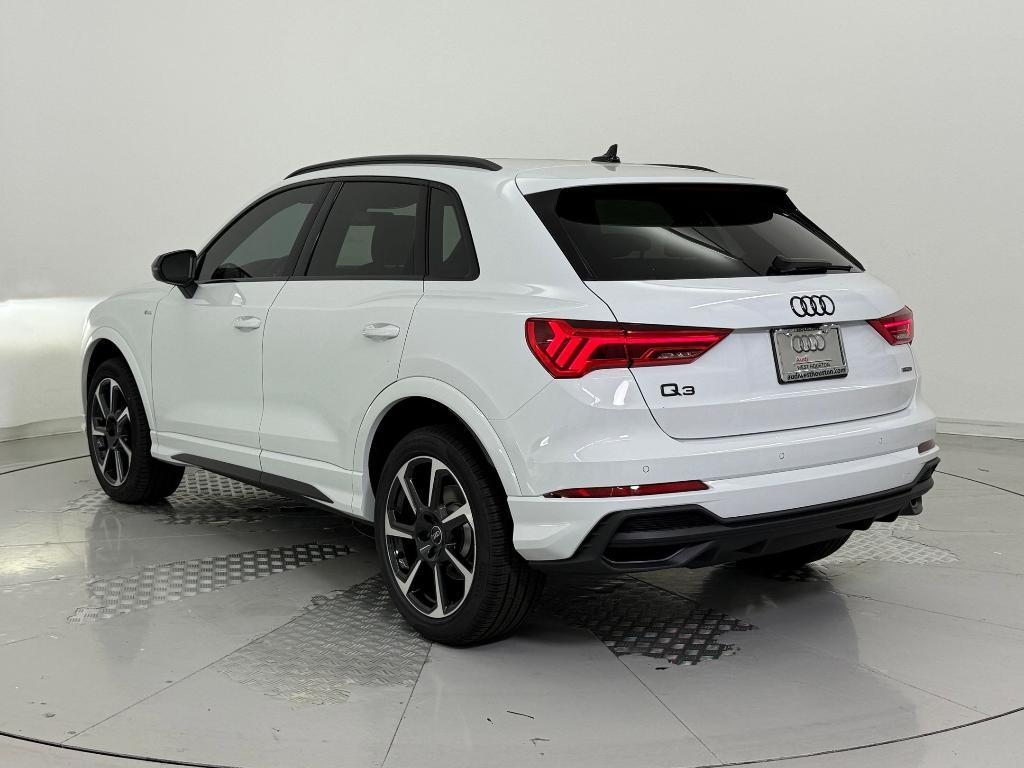 new 2025 Audi Q3 car, priced at $44,871