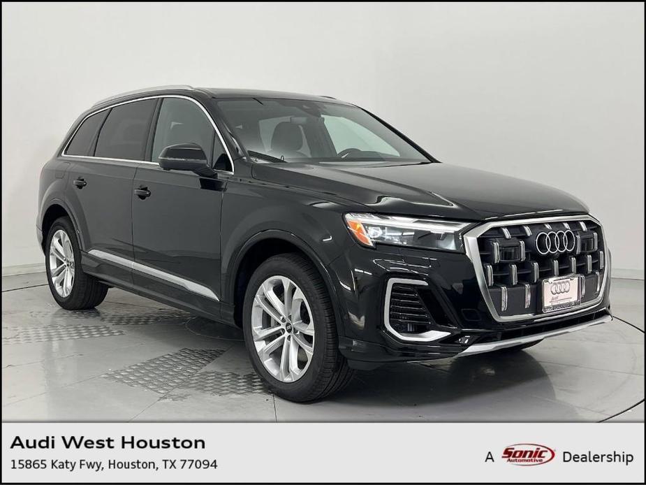 new 2025 Audi Q7 car, priced at $71,801